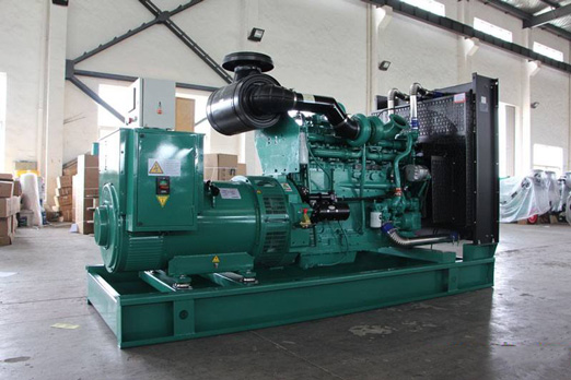 麻阳320kw康明斯柴油发电车出租组图片 麻阳320kw康明斯柴油发电车出租组图片